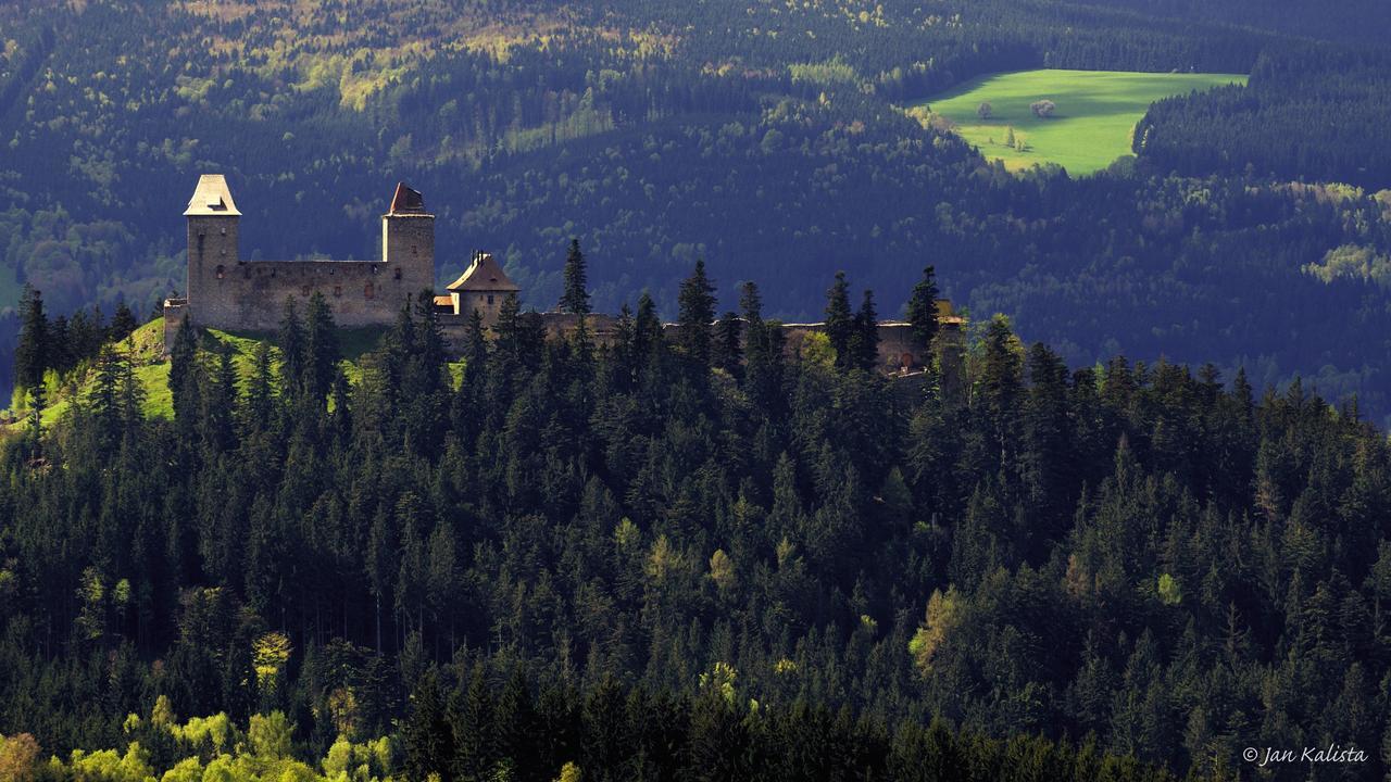 Nebespan Kasperske Hory Bagian luar foto
